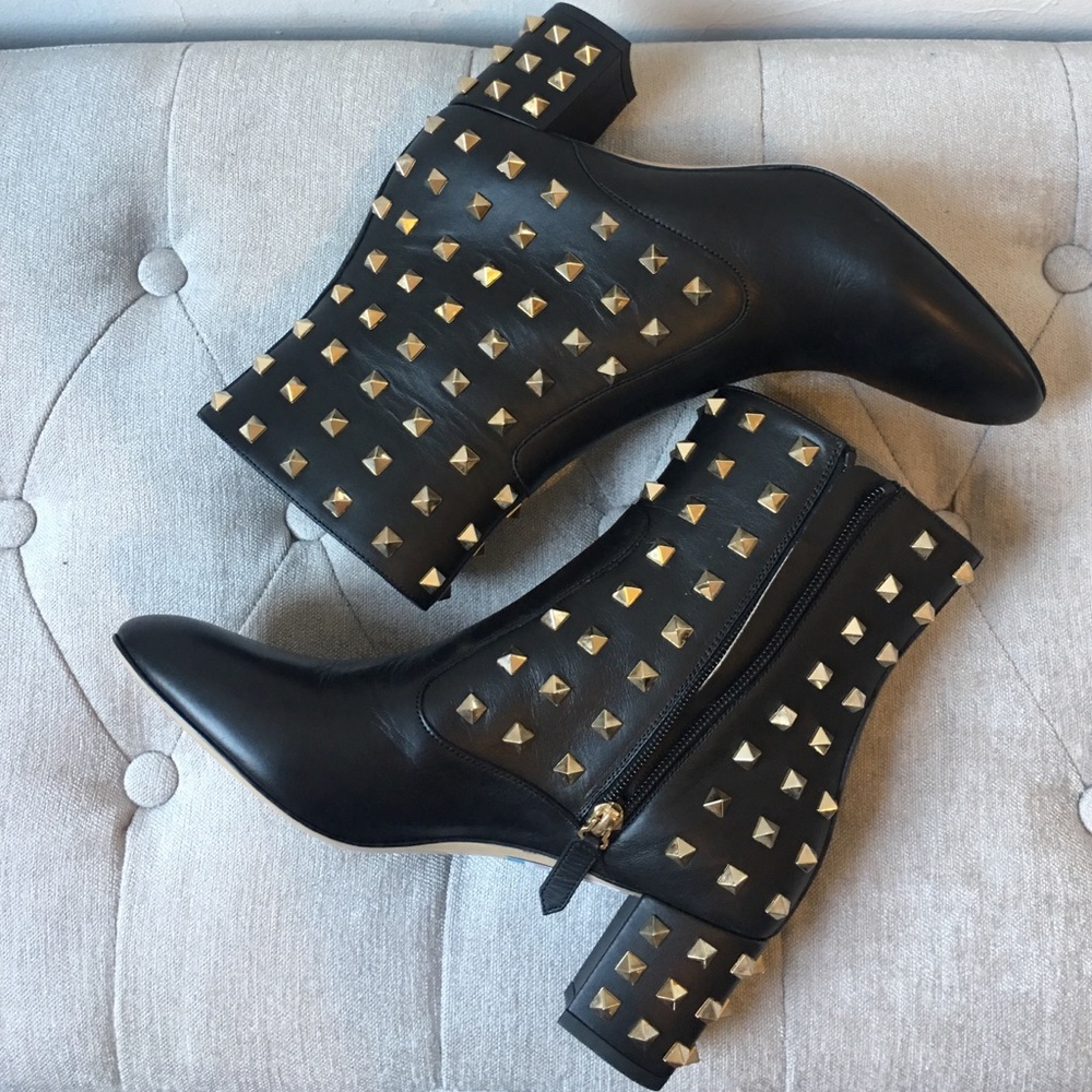 Bran New Rockstuds Valentino - Picture 1 of 4