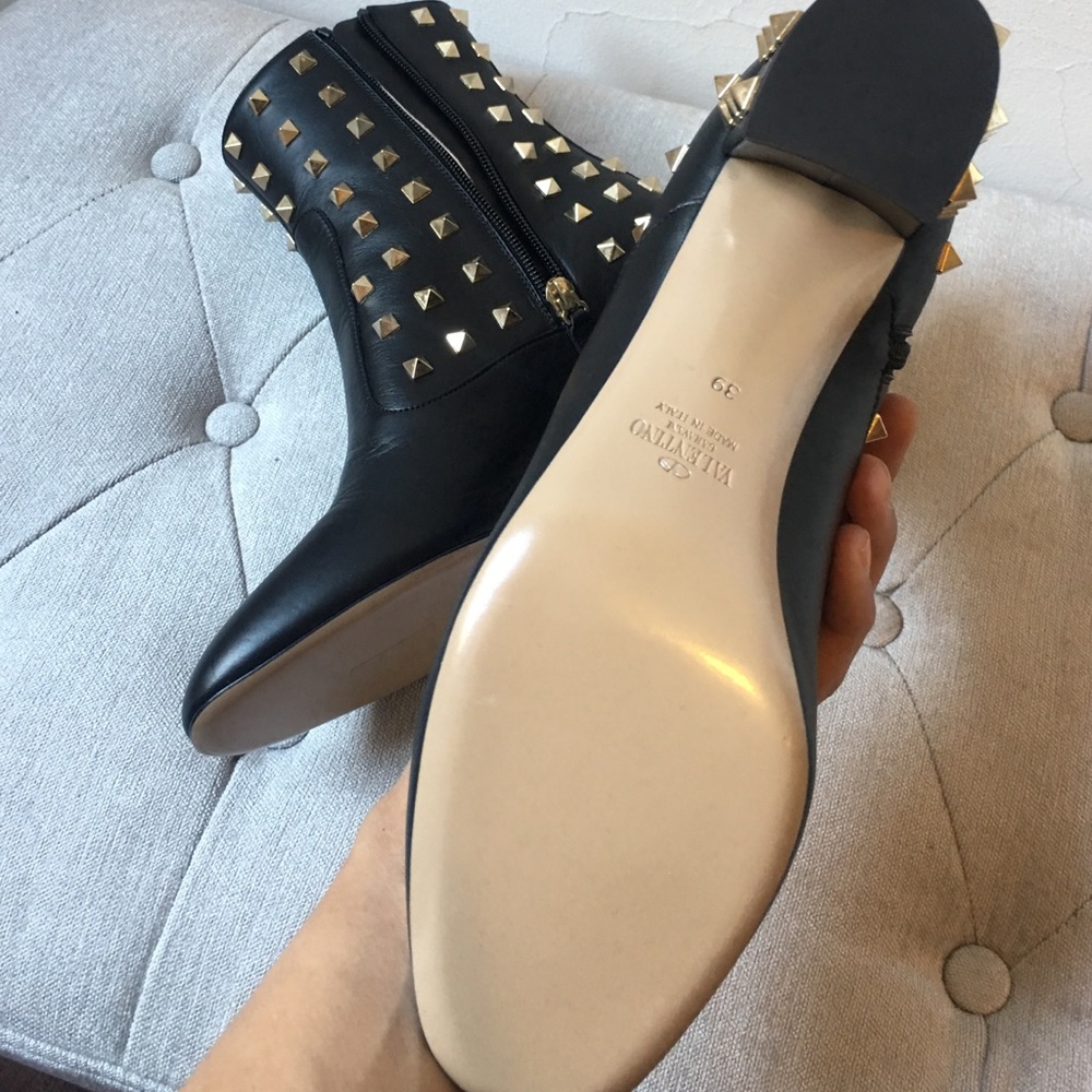 Bran New Rockstuds Valentino - Picture 3 of 4