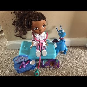 Doc McStuffins Hospital set