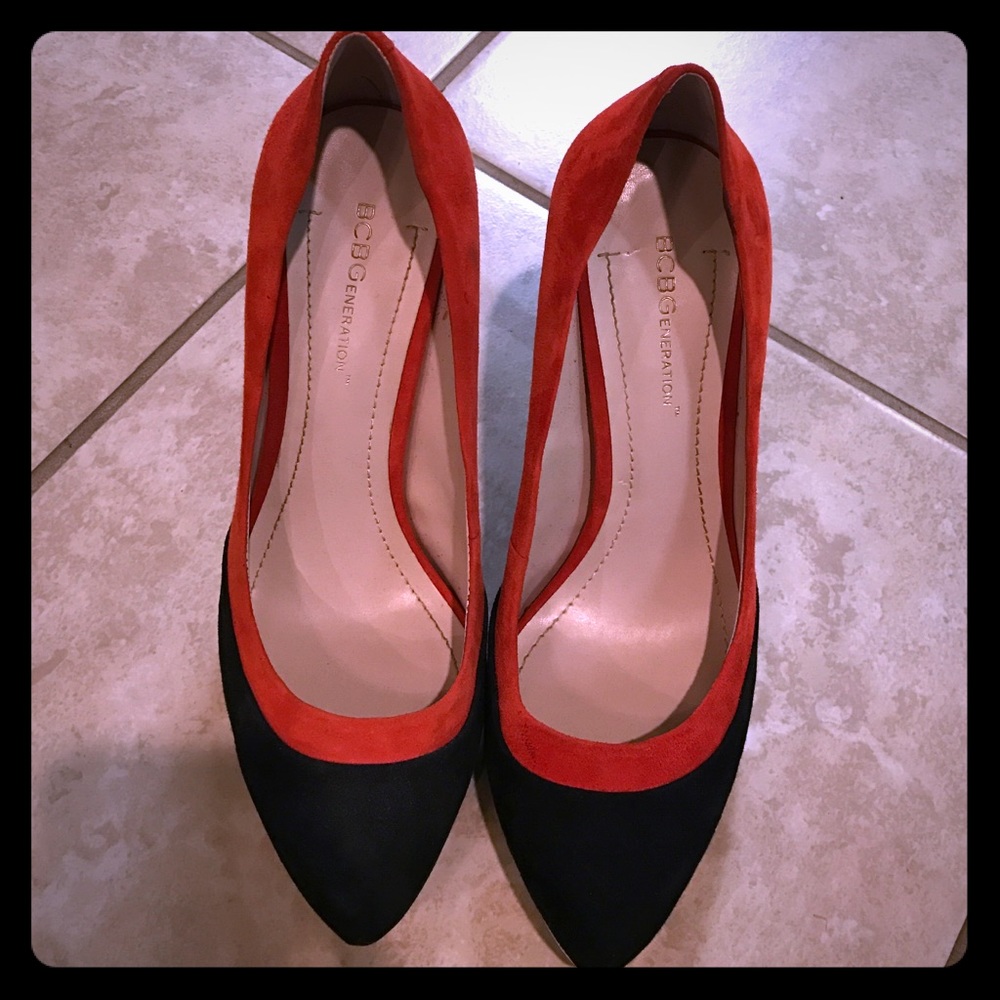 BCBGeneration red/black with gold trim heels