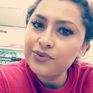 Meet your Posher, Issa