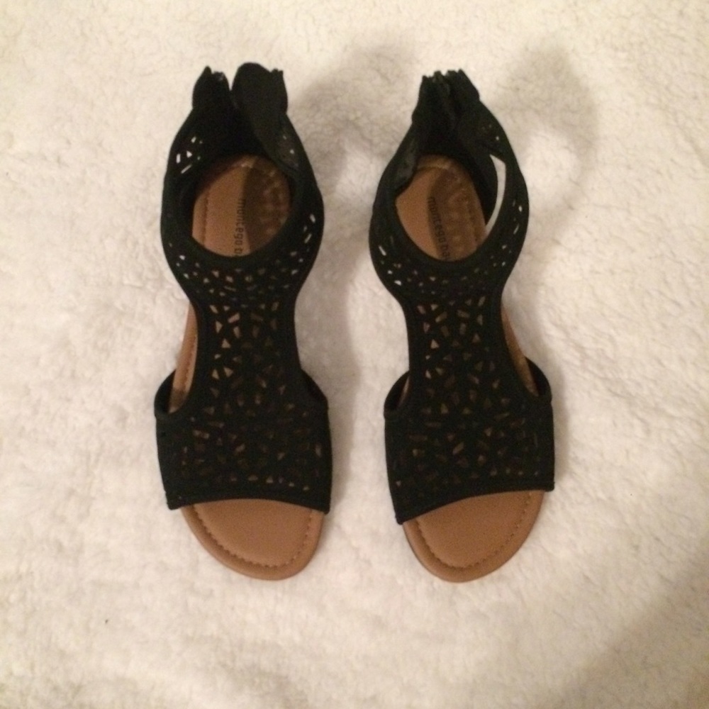 Black sandals