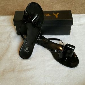 Black Jelly Sandals