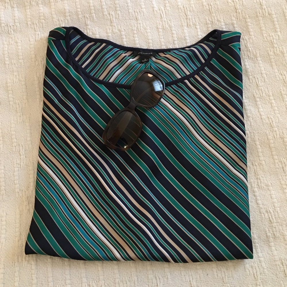 Ann taylor 100% polyester blouse