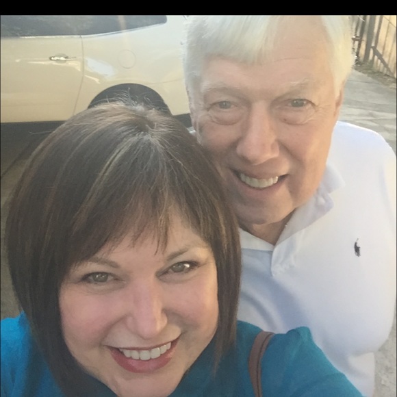 Meet your Posher, Debbie - Picture 1 of 1