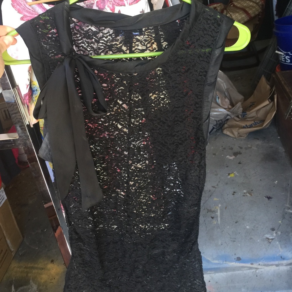 Sexy lace top with ribbon