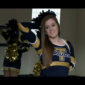 Meet your Posher, Taylor