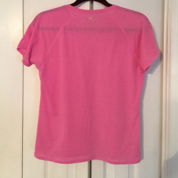 Pink Under Armour shirt. medium - Picture 2 of 2