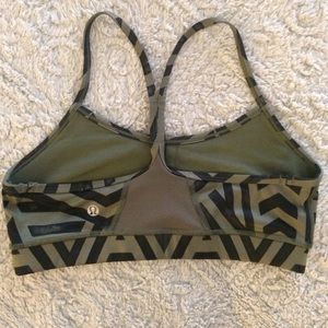 USED - Lululemon Flow Y Bra 🍋