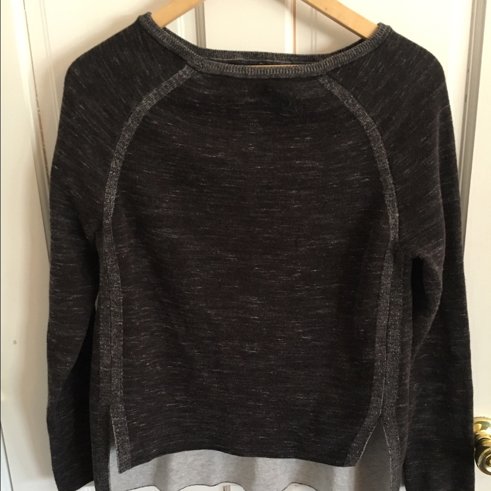 LOFT Lou & Grey Sweatshirt