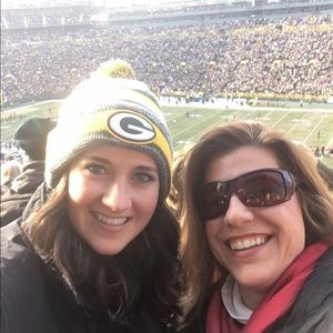 Meet your Posher, Amy