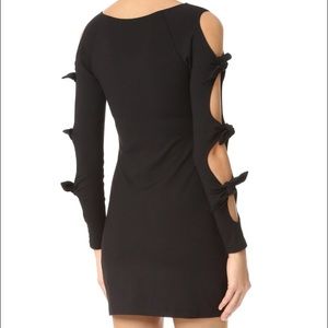 Susana Monaco cute black dress😍