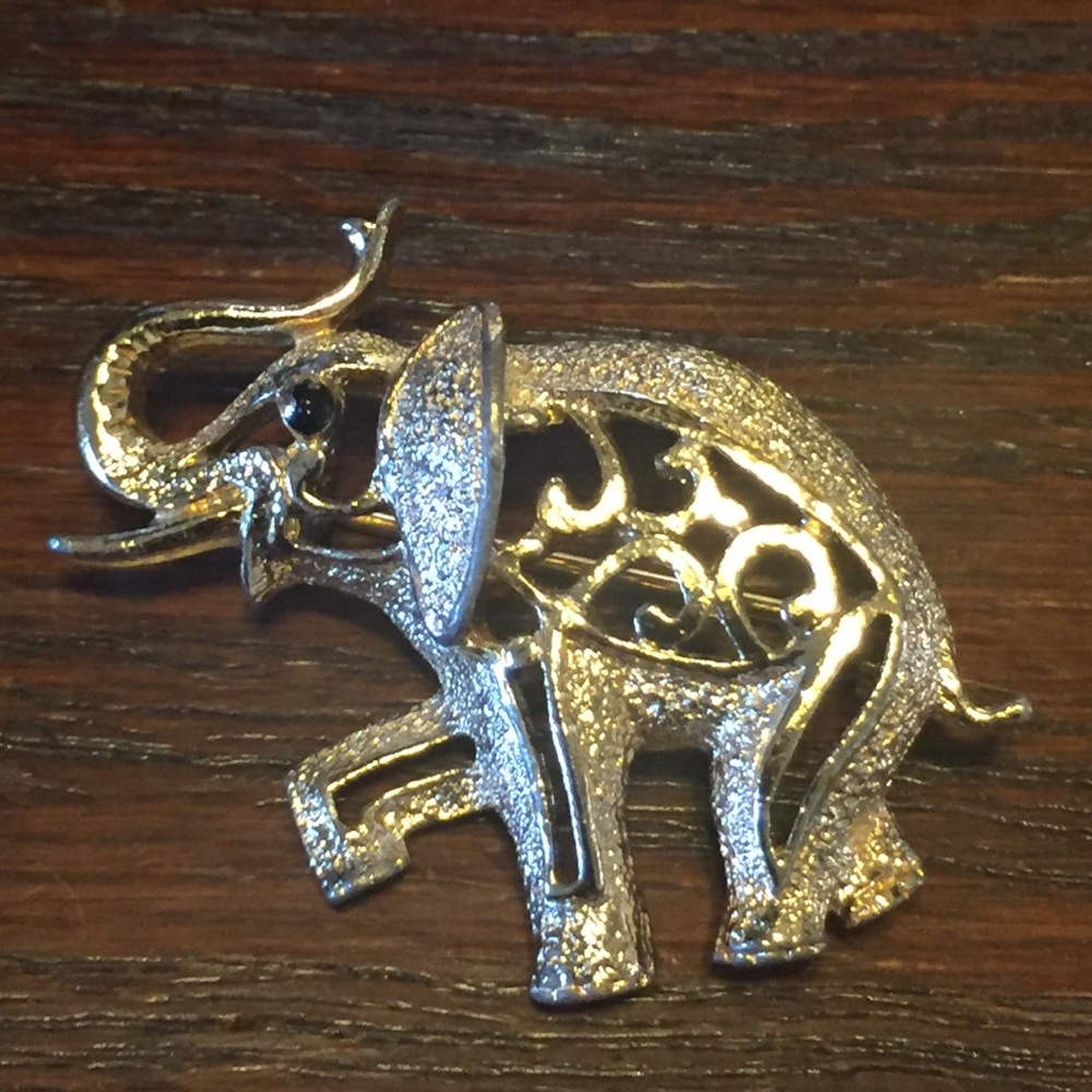 Vintage Sarah Coventry Brooch