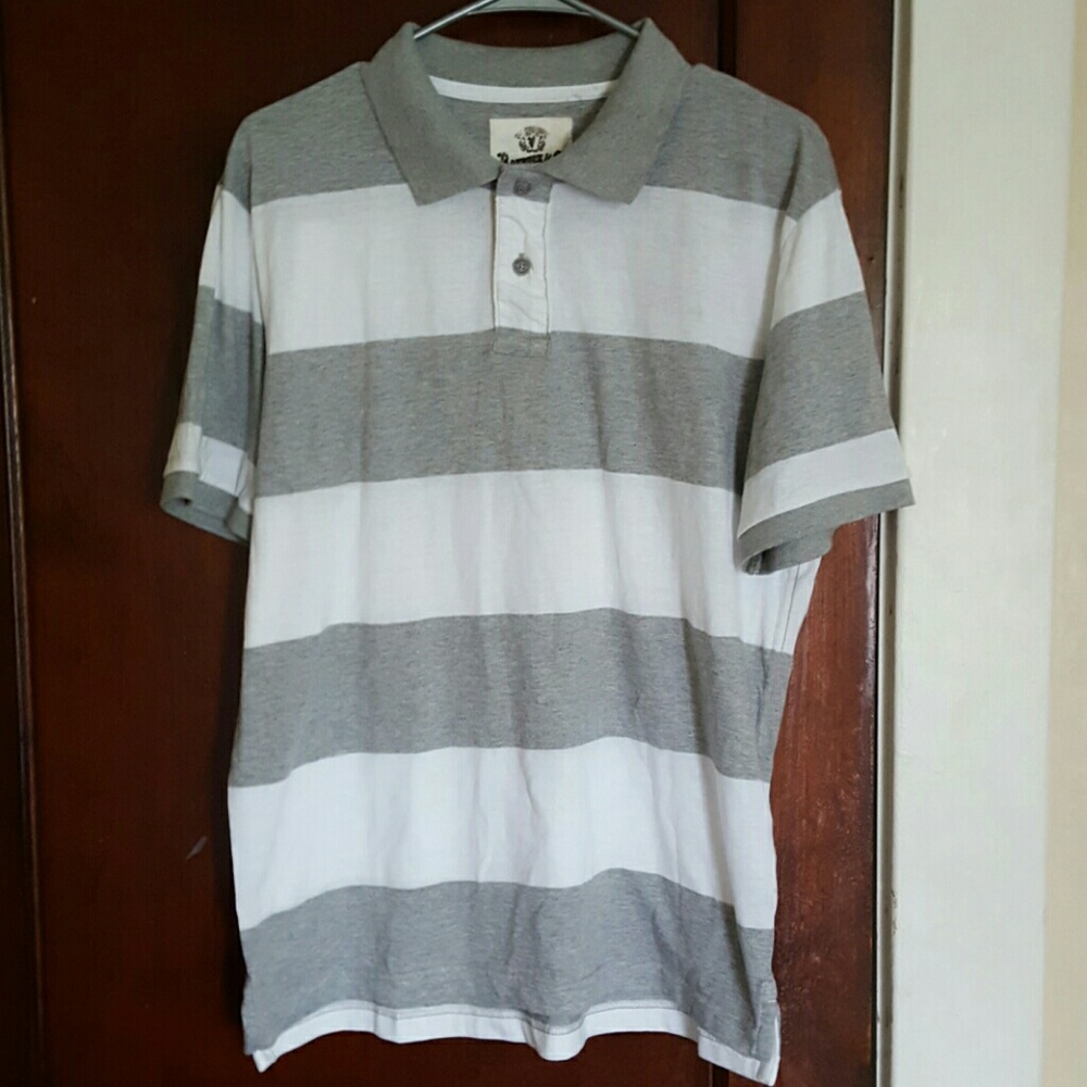 Men's short sleeve dress shirt! Never worn.