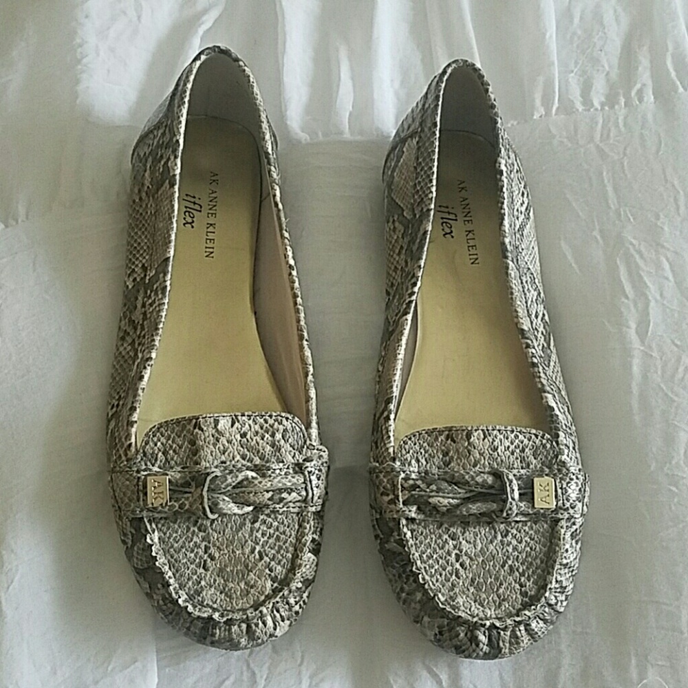 AK Anne Klein Flats, Faux Snake Skin, sz 9