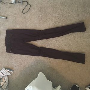 Maroon distressed skinny jean