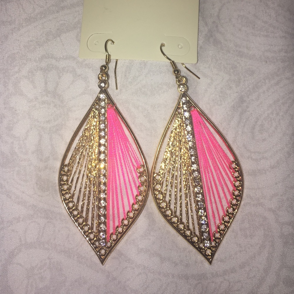 Gold and pink earrings !
