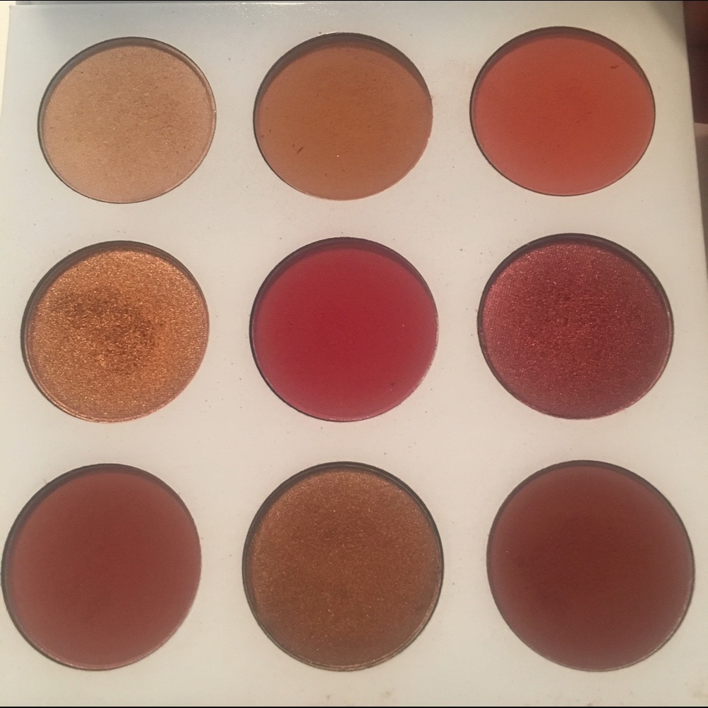 Kylie Cosmetics Burgundy Palette