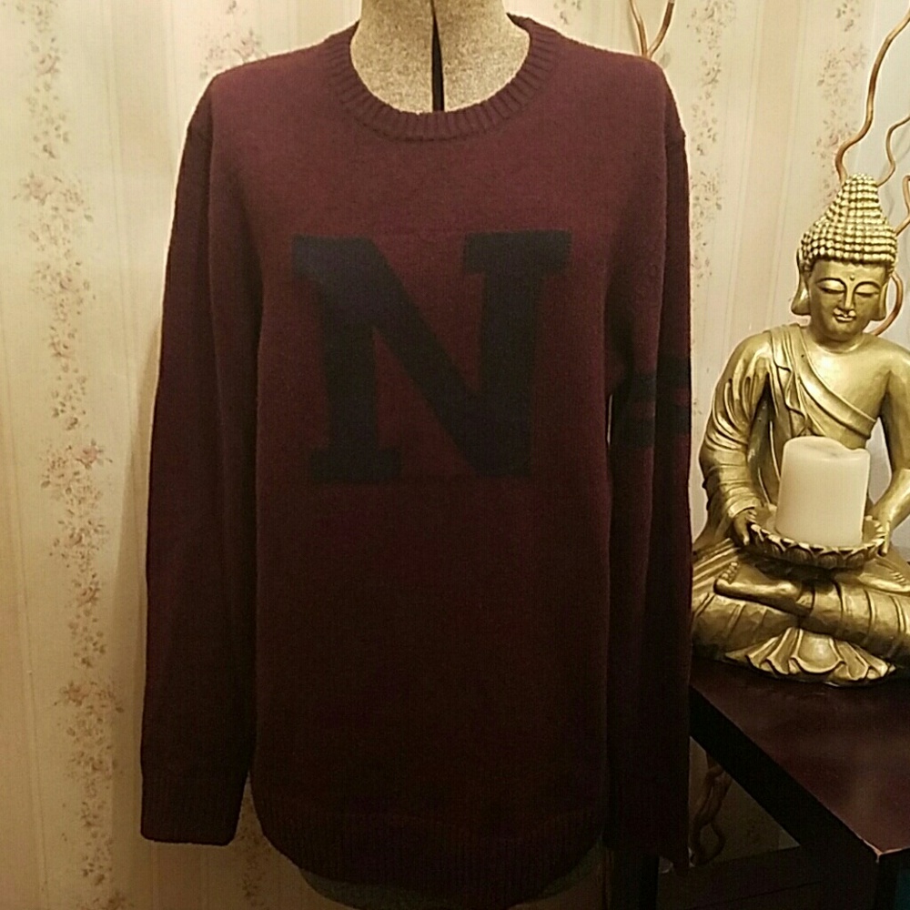 OLD NAVY VARSITY WOMENS SWEATER