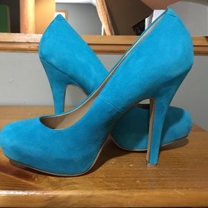 Blue Suede Steve Madden pumps