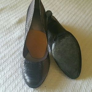 Purple "alligator" look heels