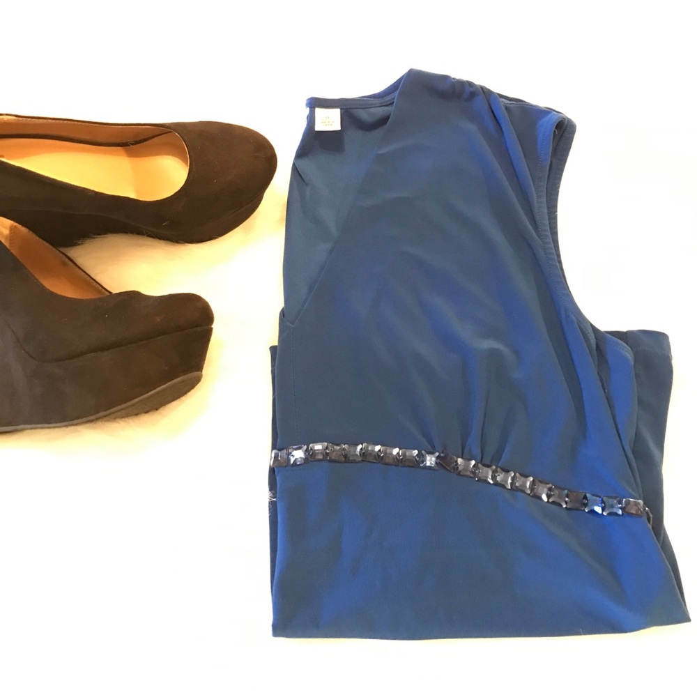 Gorgeous Blue Stone Top