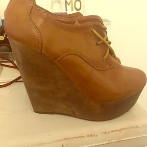 Brown Wedges