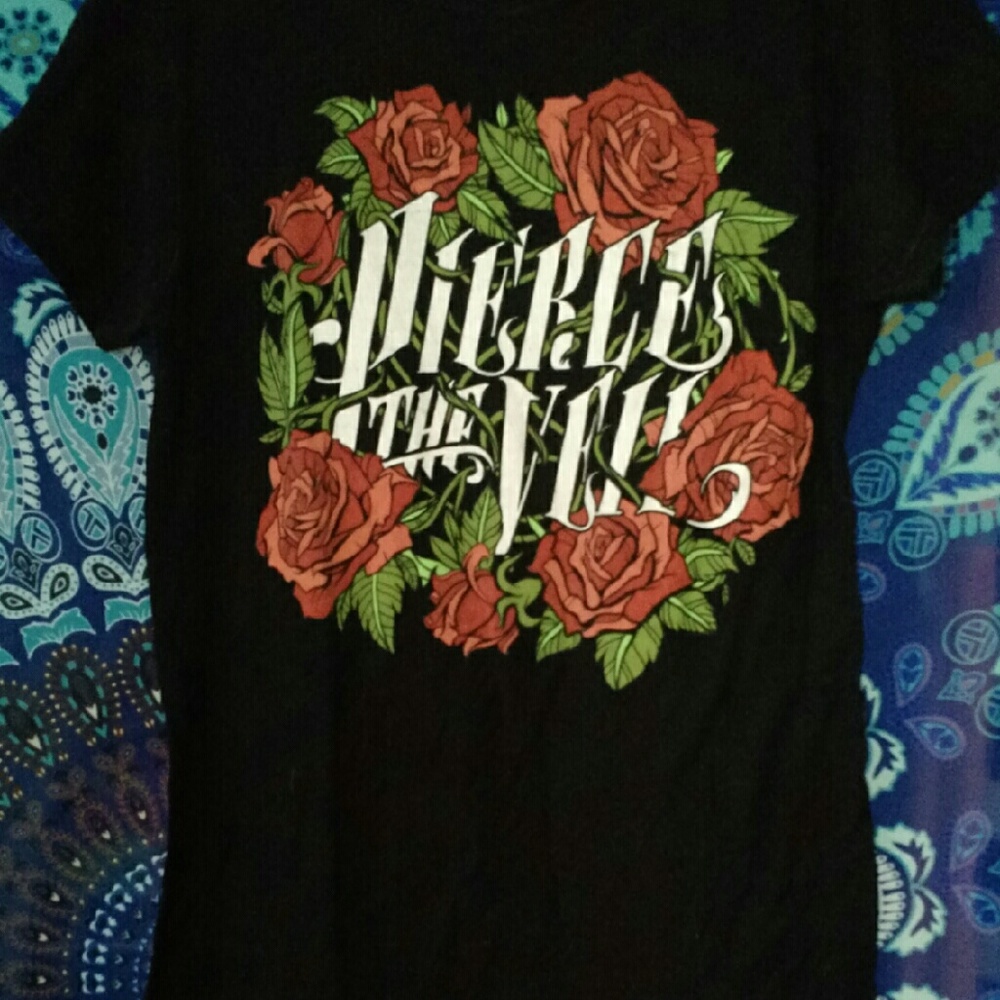 Pierce the veil shirt ADULT SMALL