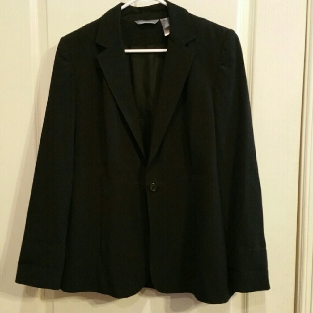 black blazer 8