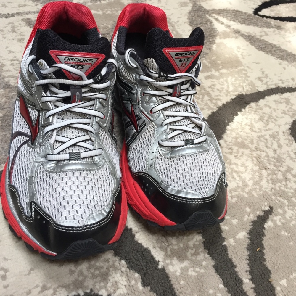 Brooks GTS 13