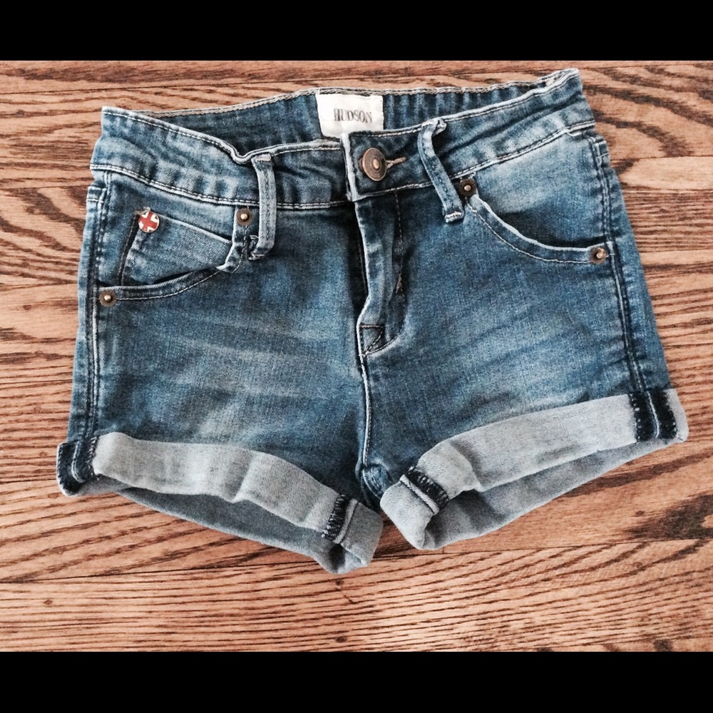 Hudson soft stretchy jean shorts