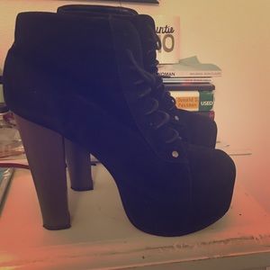 Black Lace Up Closed Toe Booties.