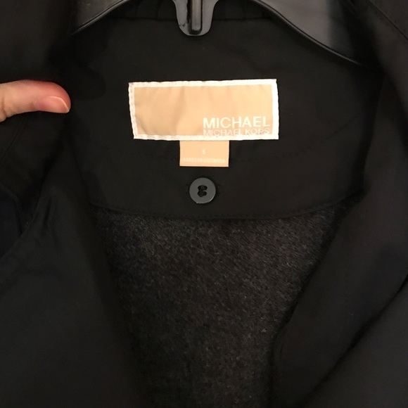 Michael kors waterproof trench coat - Picture 2 of 4