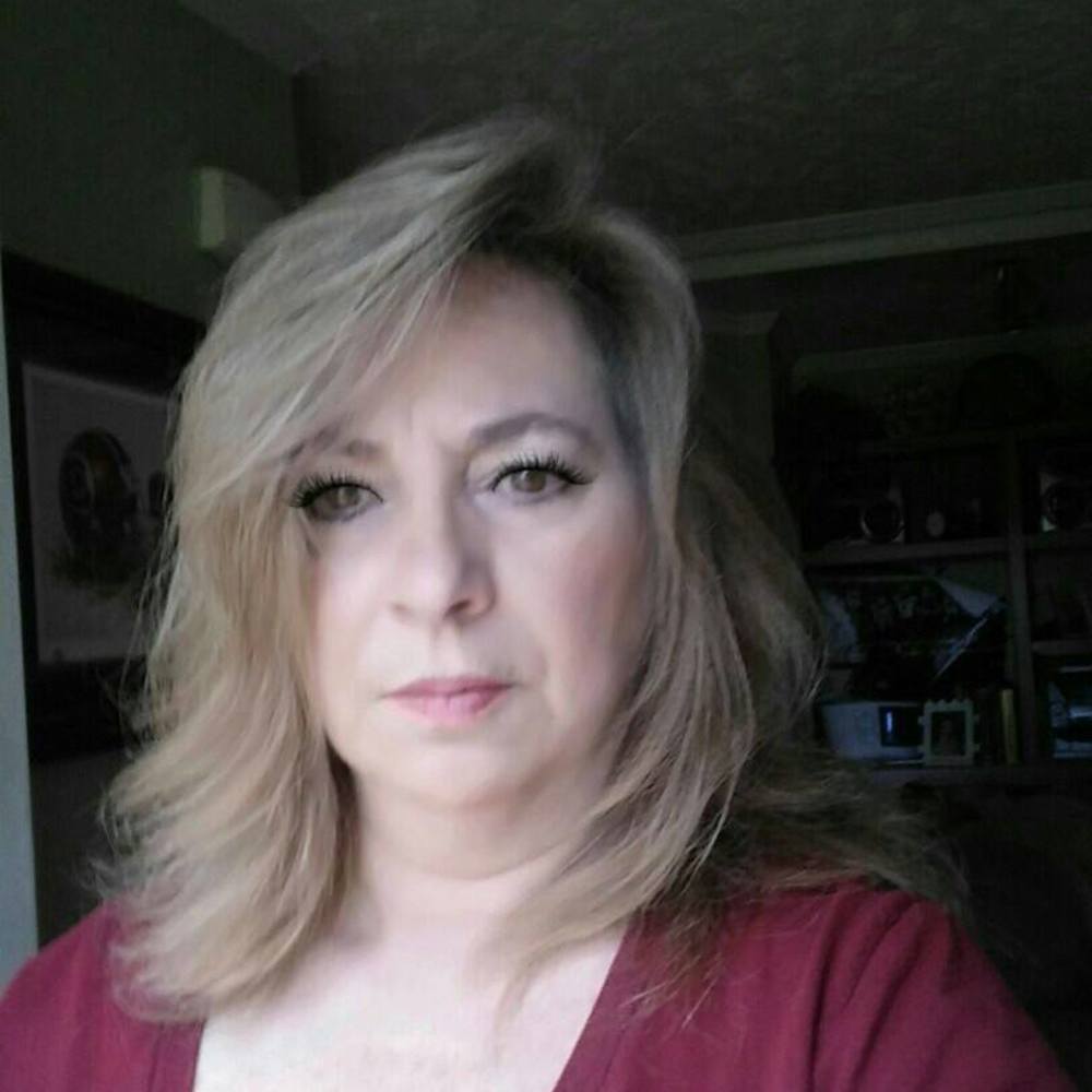 Meet your Posher, Carolyn