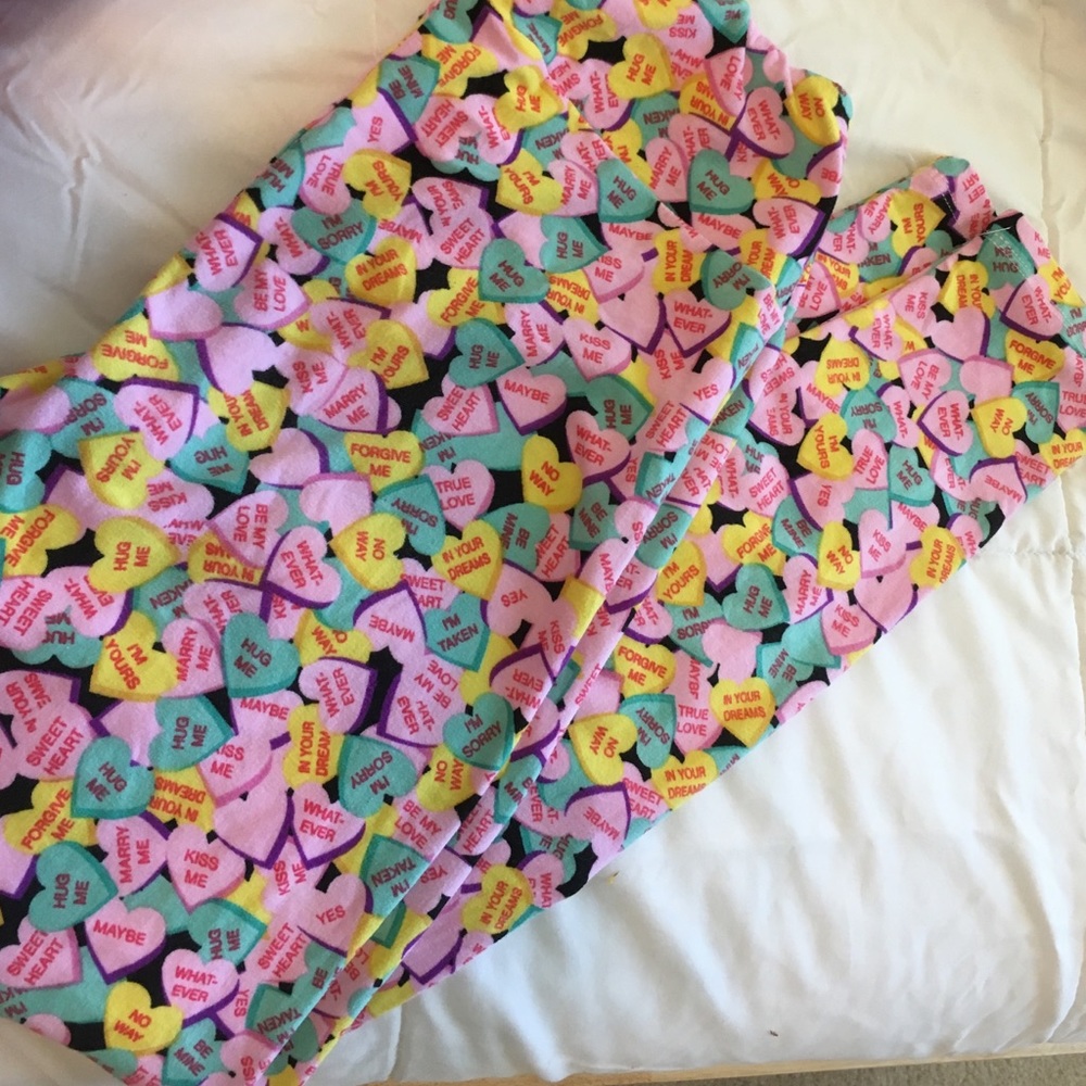 LulaRoe *sweetheart* valentine leggings!
