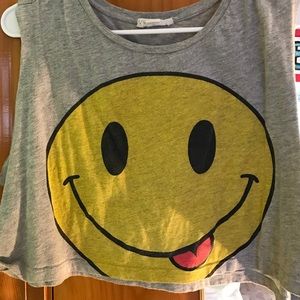 Smiley Face Crop top - Forever 21