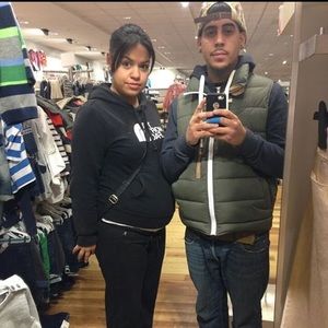 Meet your Posher, Carlos