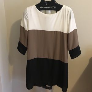 Long sleeve color blocked dress