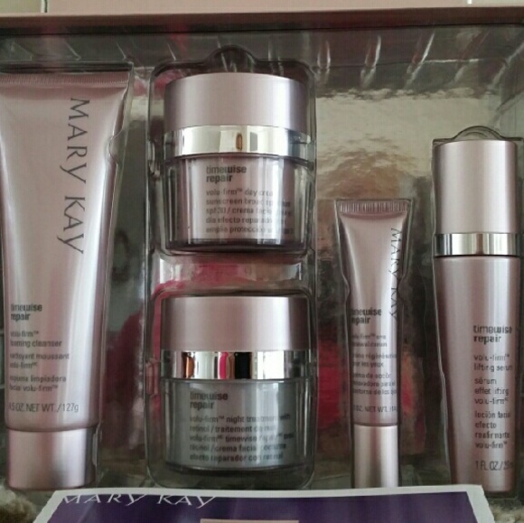 Mary Kay Time Wise Repair Volu-Firm Set - Picture 1 of 1