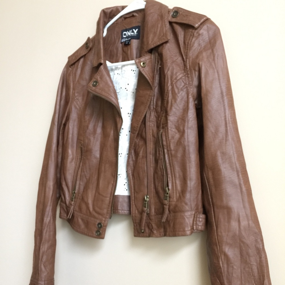 Mini brown motorcycle jacket by Danish brand: ONLY