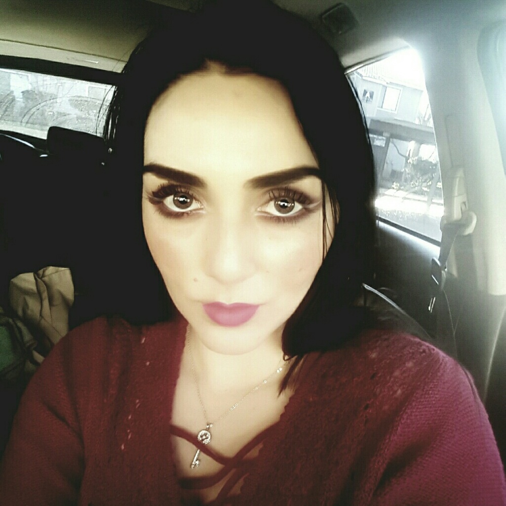 Meet your Posher, Teresa