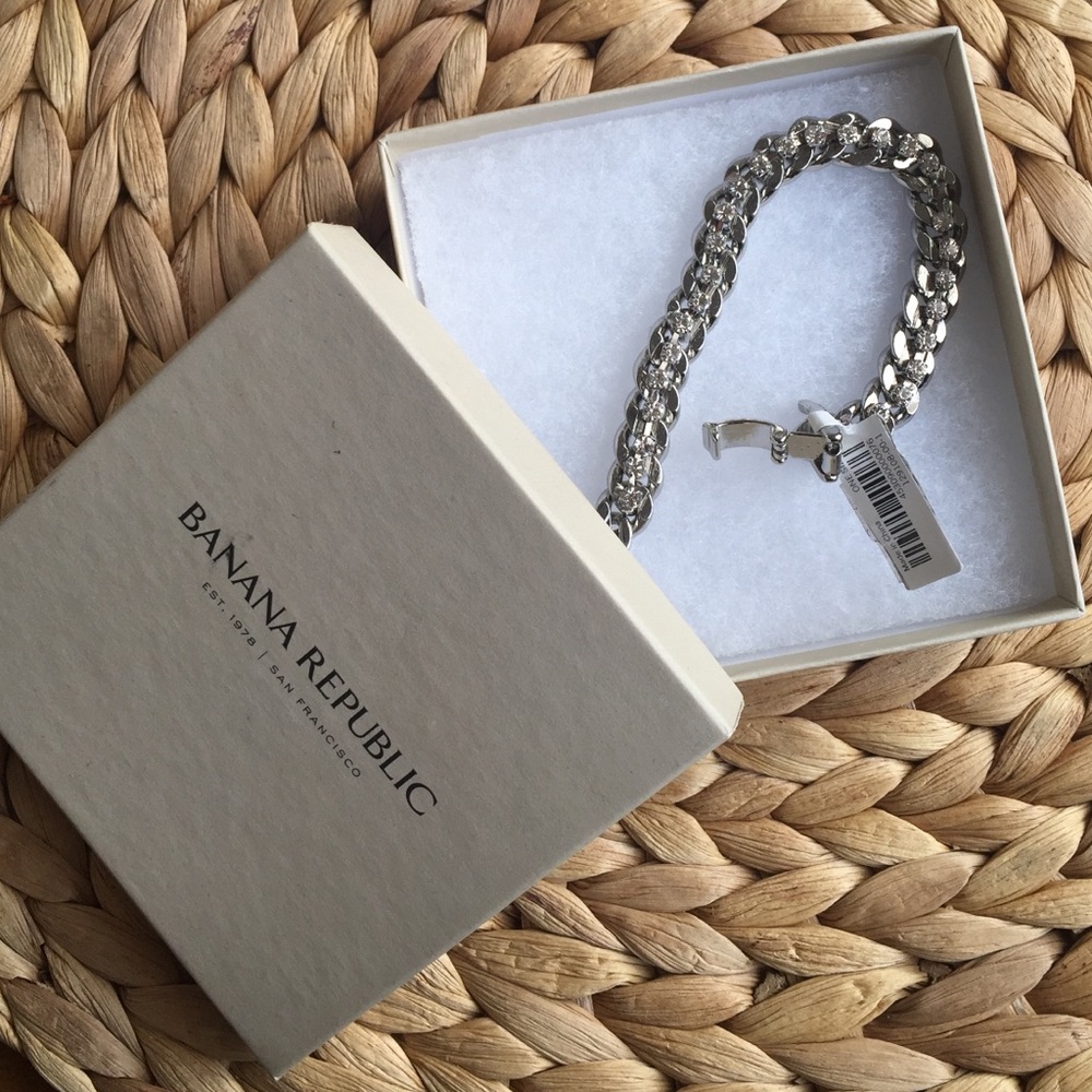 New w/tag Banana Republic Jeweled bracelet