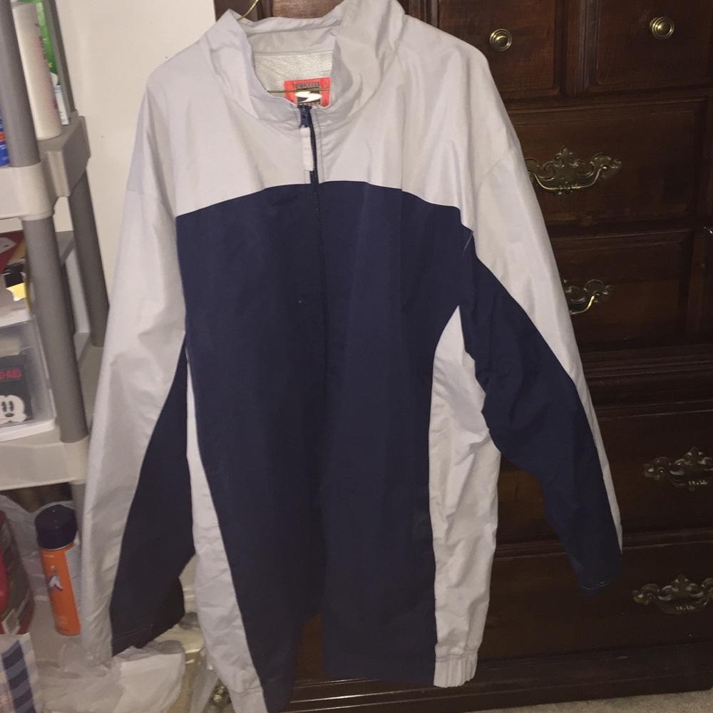 Light weight jacket