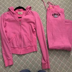 Juicy sweatsuit!