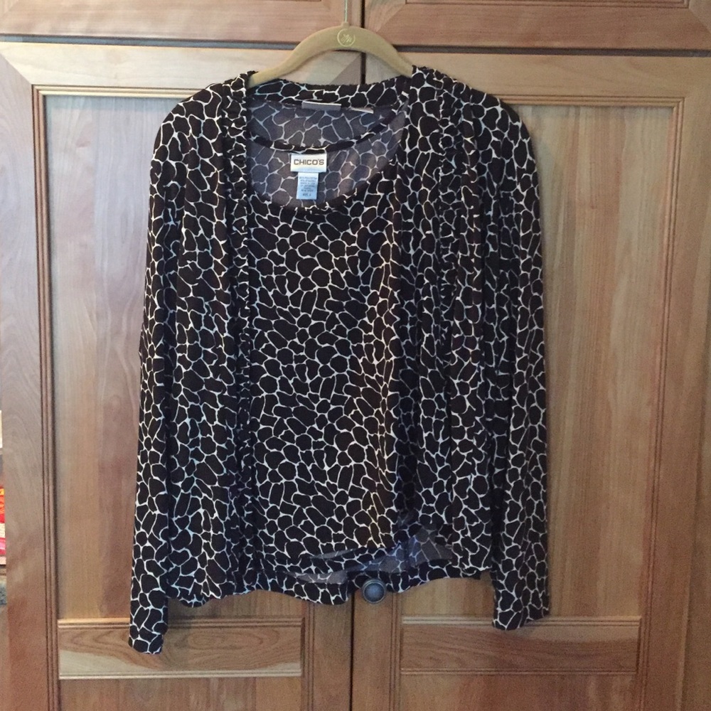 2 Piece Chico's Giraffe Print Set