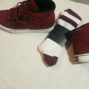 One pair men's socks zumiez brand zine