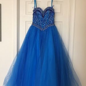 Ballgown dress by Paparazzi in Royal Blue size 2