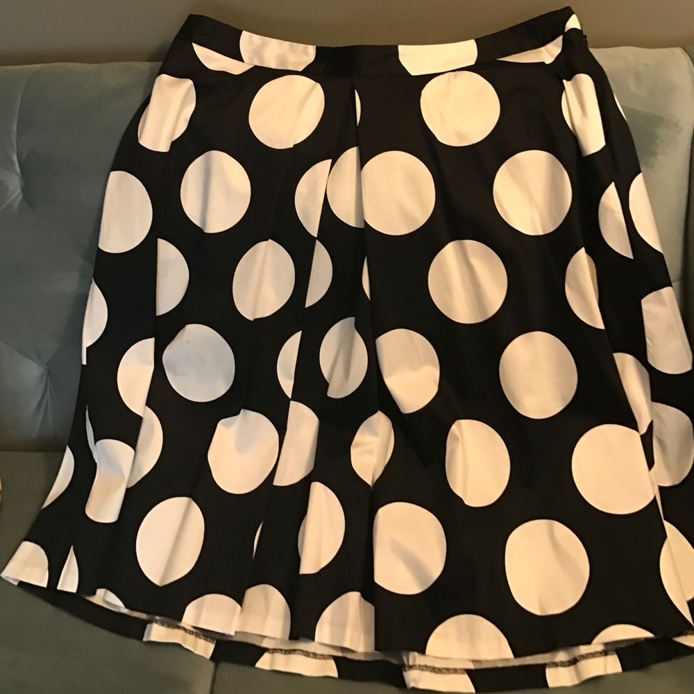 Black with white dot midi skirt NWT