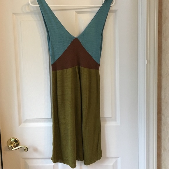 Designer color block knit dress by Gabriel S_2 - Picture 2 of 3