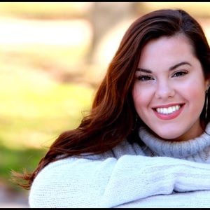 Meet your Posher, Caroline